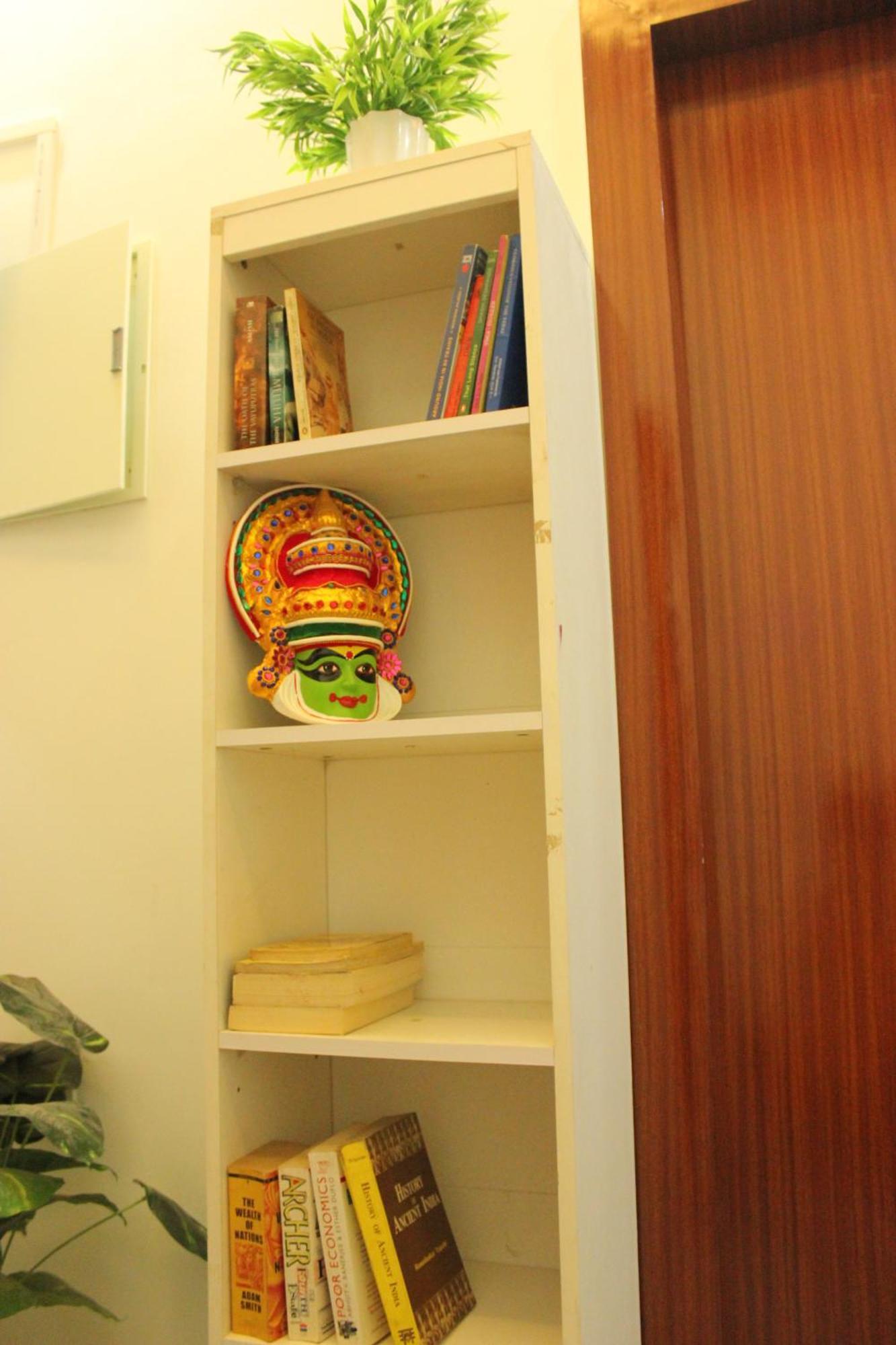 The Nandi International Boutique Homestay Варанаси Екстериор снимка